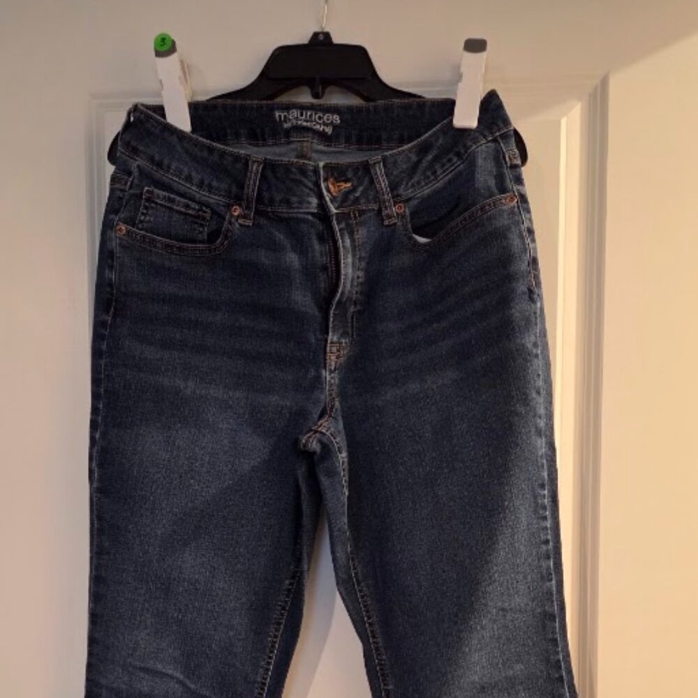 Maurice's High rise curvy bootcut jeans PRE-OWNED SIZE 12R